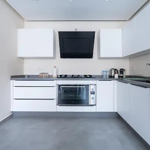 Apartamento Sea View-mosquée Hassan Ii- By Casakhemsa, Casa Blanca